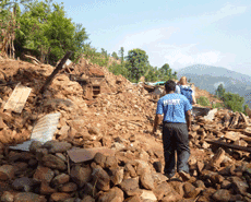 Heading off through the rubble of Sindupalchowk